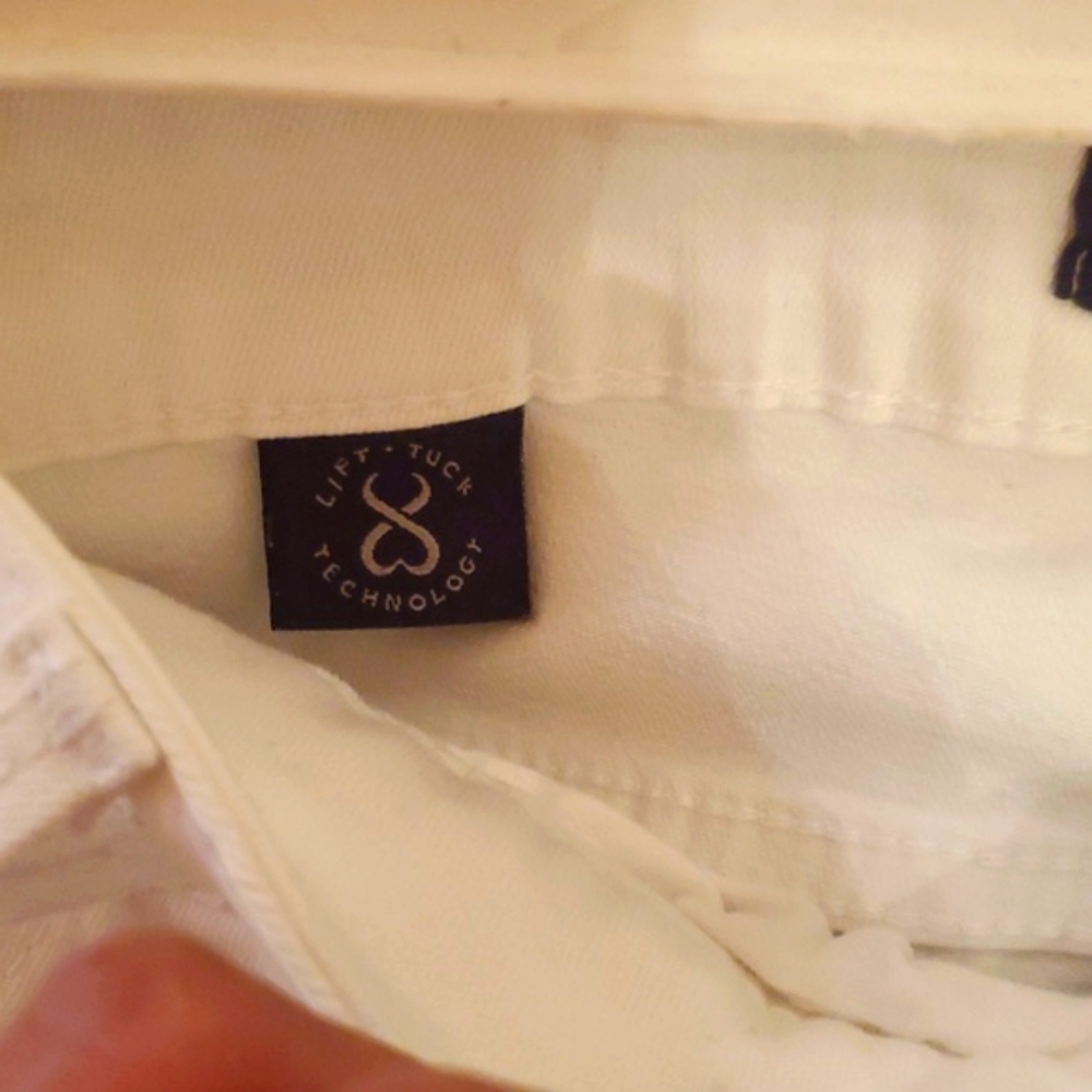 ❤️ NYJD White Cropped Jeans - Picture 6 of 7